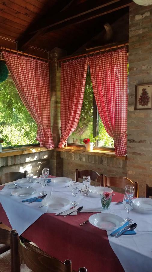 Izletiste Opatovac ξενώνας Εξωτερικό φωτογραφία